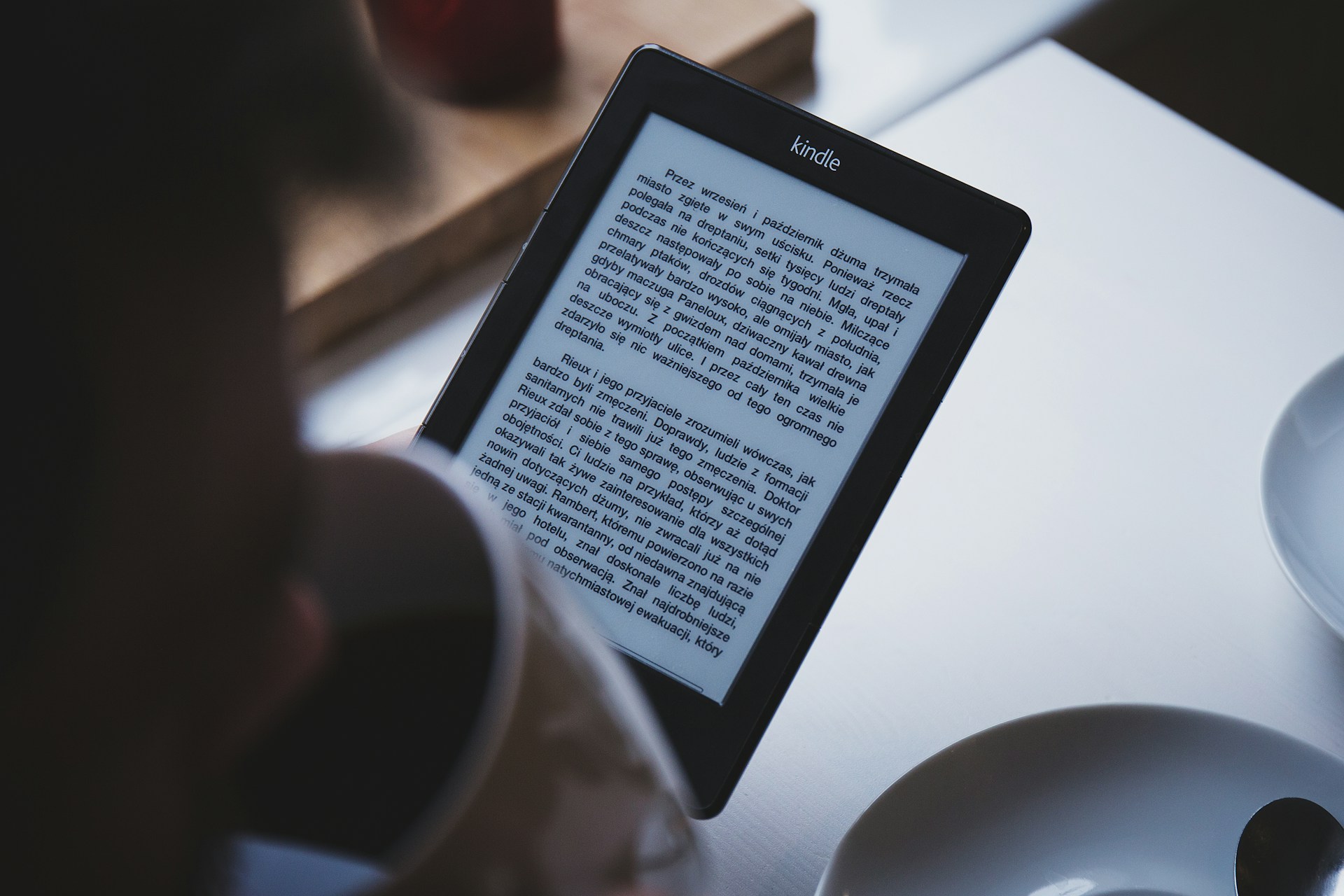 How Digital Reading Habits Changed After Five Years of Hybrid Work Culture